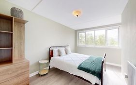Canal View 2Bd Flat - Regents Park!